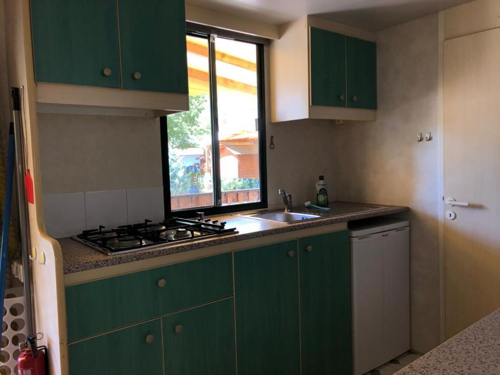 Zona Rosa 5 Chalet Mit Klimaanlage Und Wlan Viareggio Ngoại thất bức ảnh